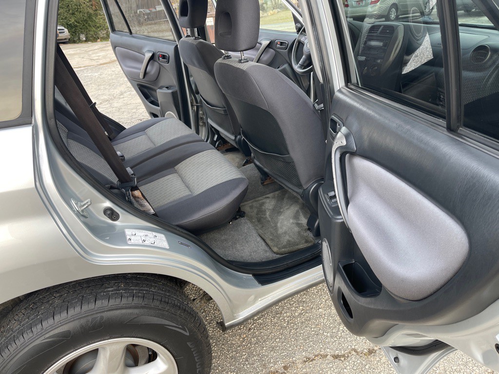 2005 Toyota Rav4 Image 12