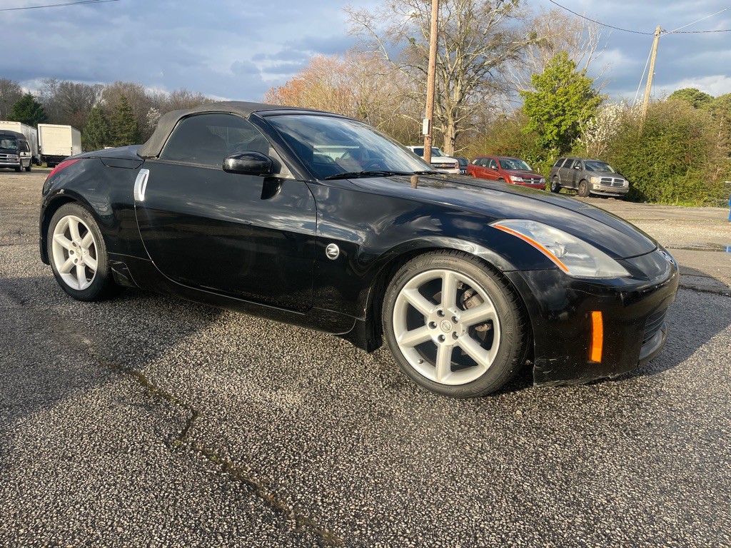 2005 Nissan 350Z Image 4