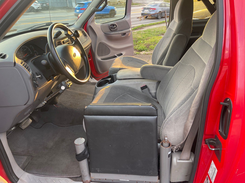 1999 Ford F-150 Image 13