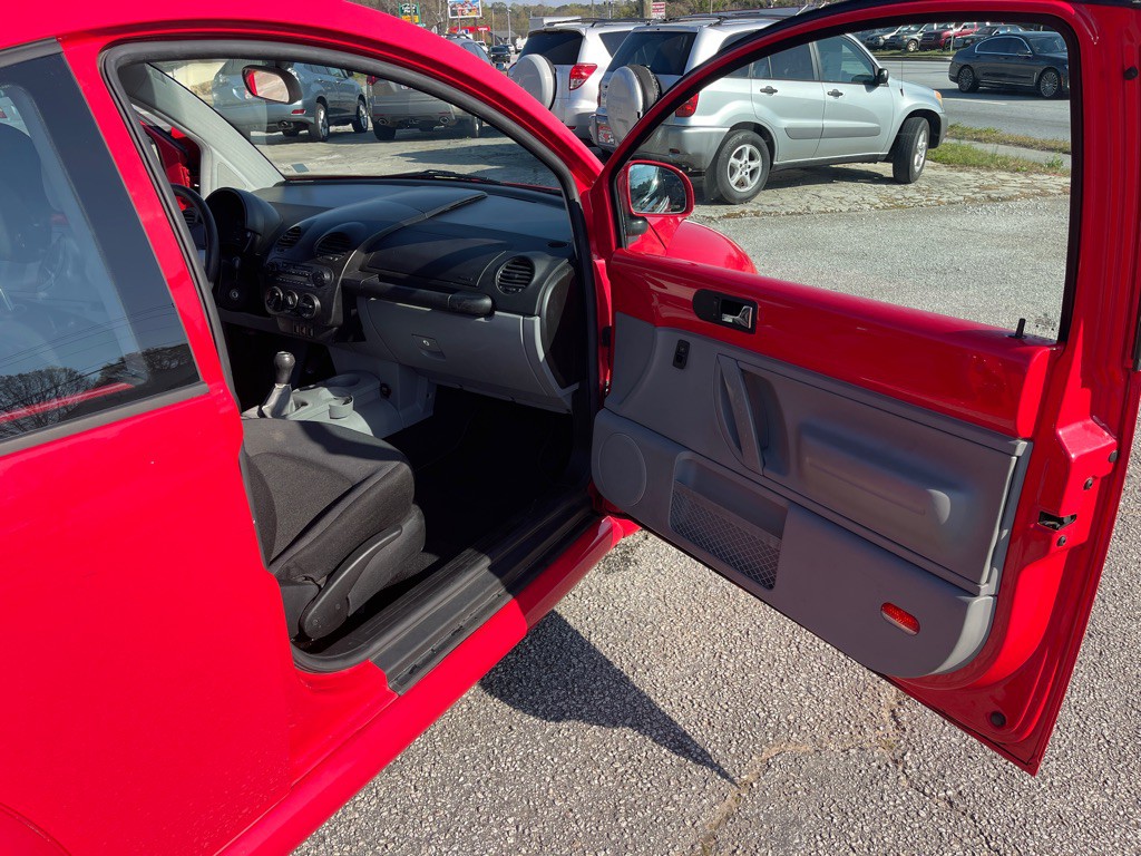 1999 Volkswagen Beetle Image 16