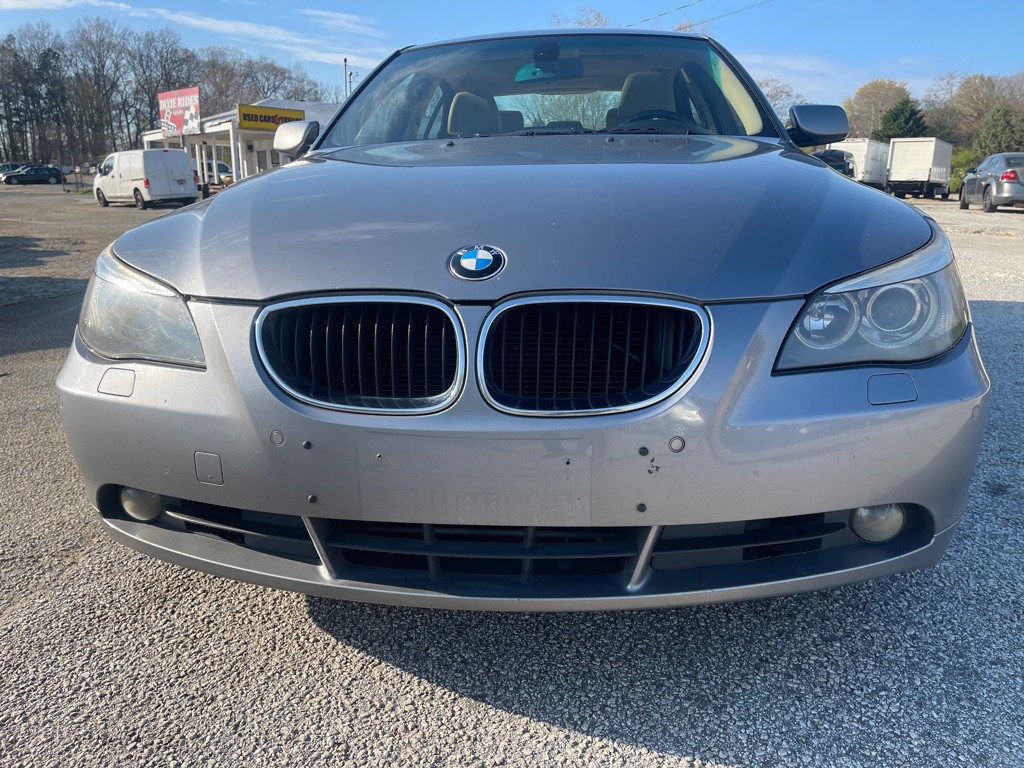 2005 BMW 5 Series Image 3