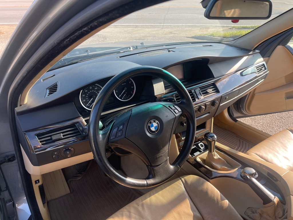2005 BMW 5 Series Image 11