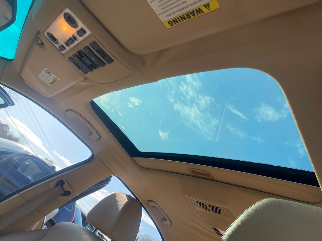 2005 BMW 5 Series Image 12