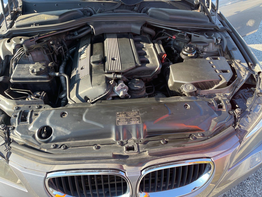 2005 BMW 5 Series Image 23