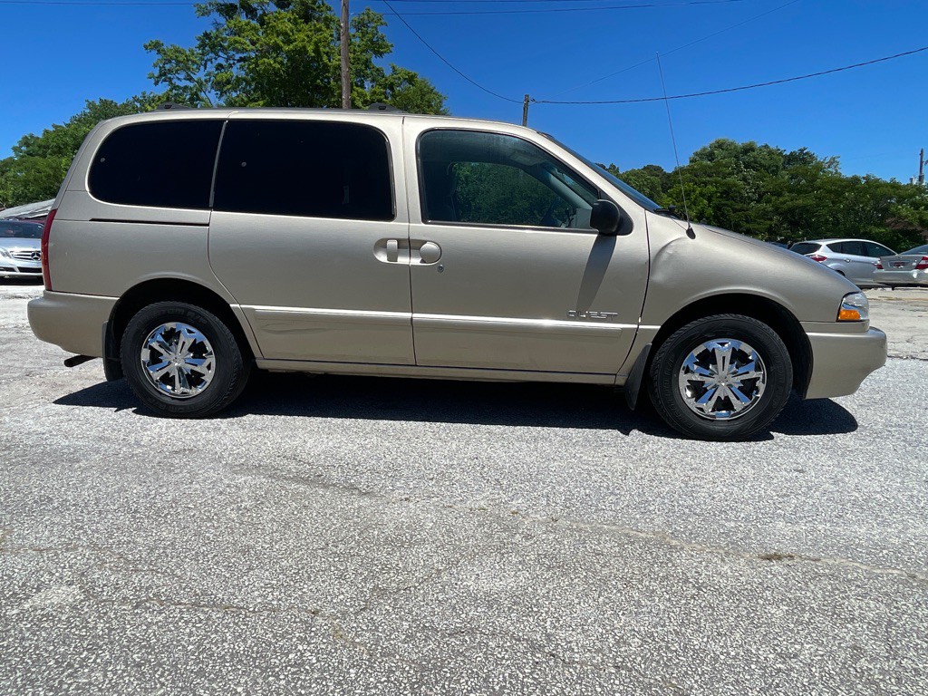 1999 Nissan Quest Image 1