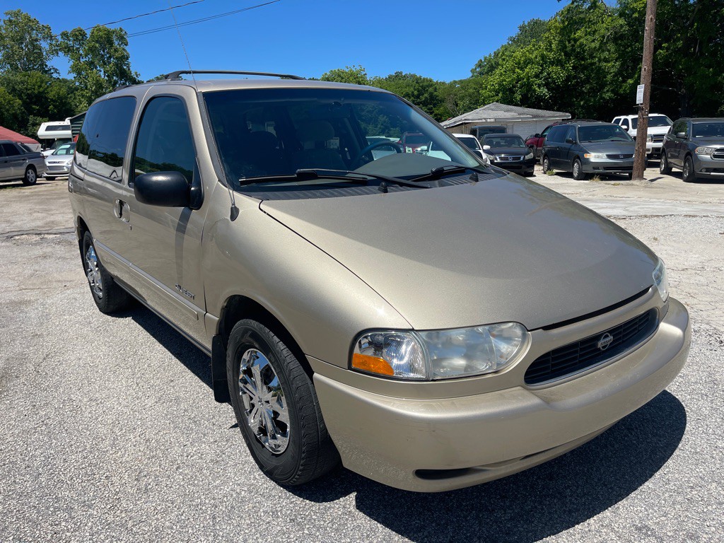 1999 Nissan Quest Image 2