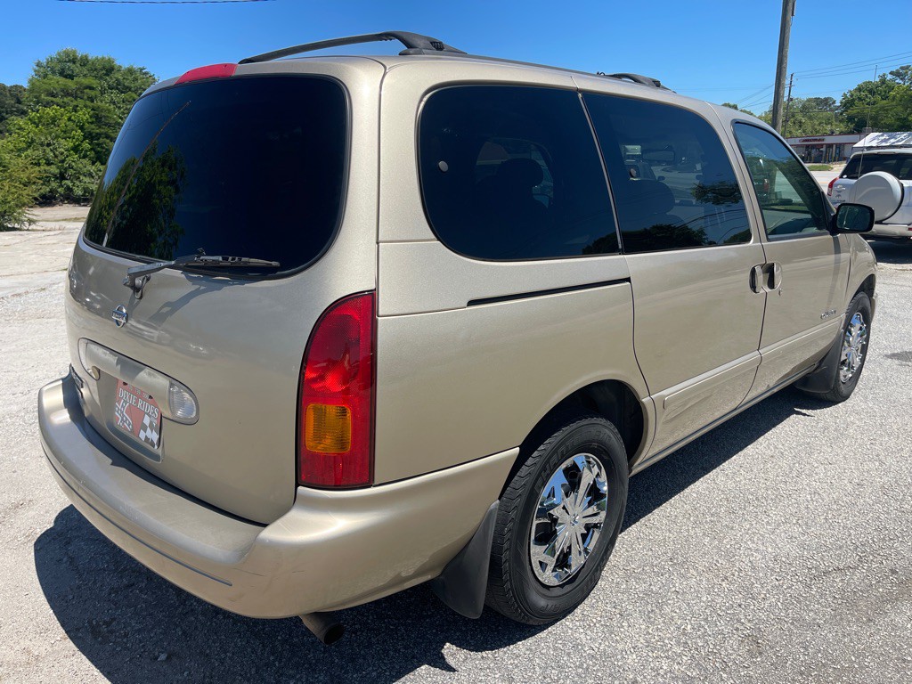 1999 Nissan Quest Image 8