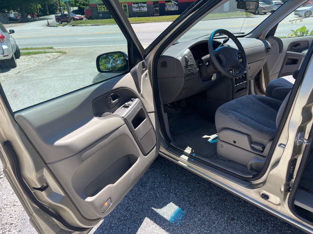 1999 Nissan Quest Image 9
