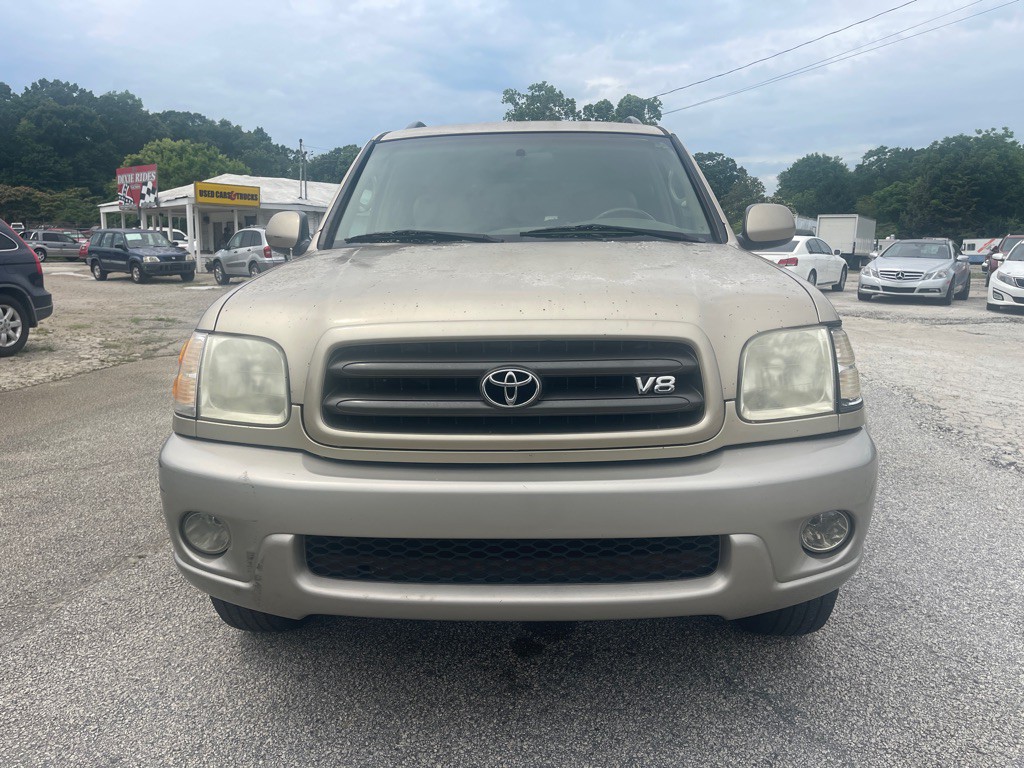 2004 Toyota Sequoia Image 3