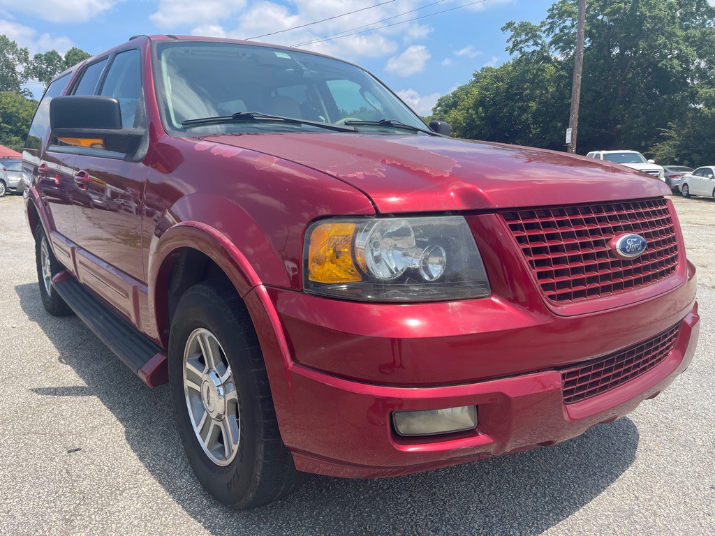 2004 Ford Expedition Image 2