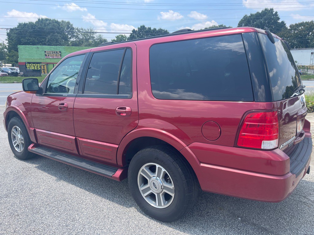 2004 Ford Expedition Image 6