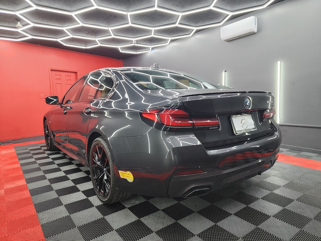 2023 BMW 5 Series Image 6