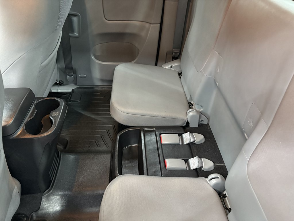 2014 Toyota Tacoma Image 10