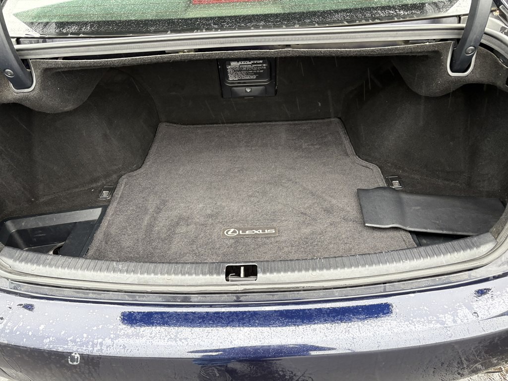 2007 Lexus IS Image 18