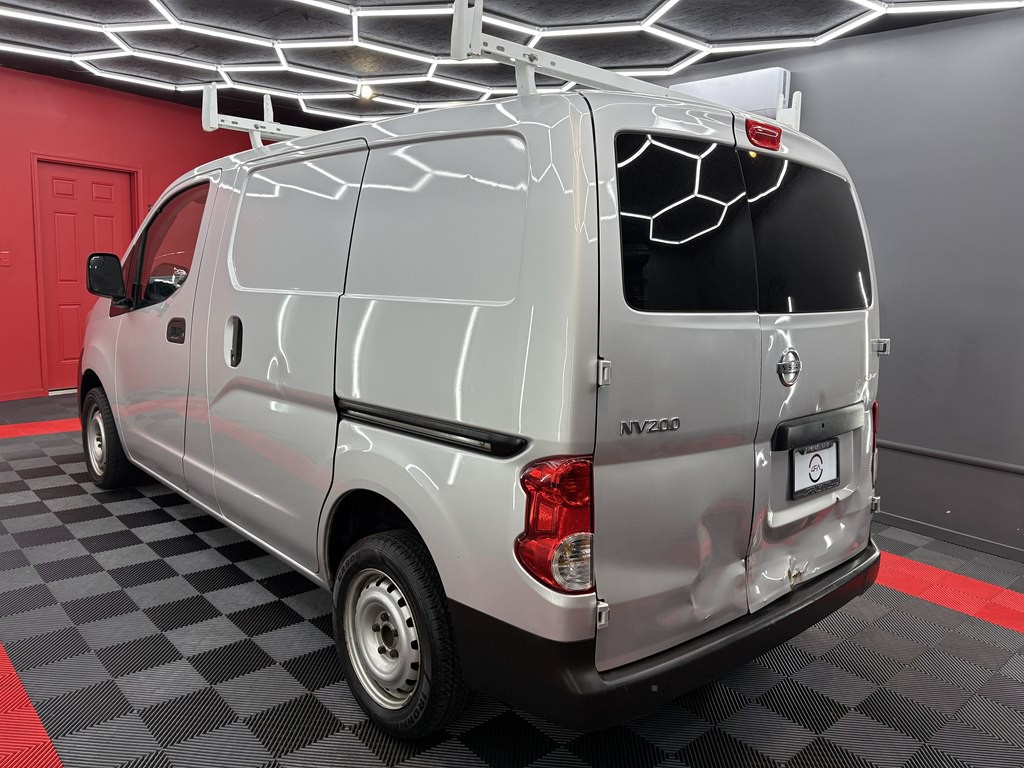 2017 Nissan NV200 Image 6