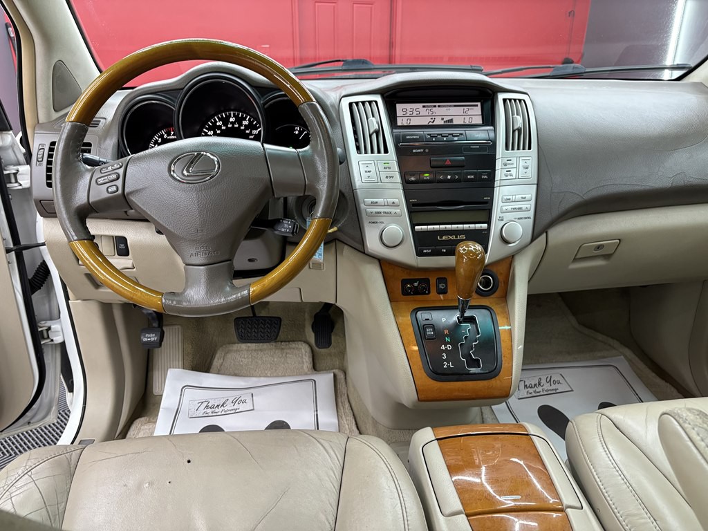 2009 Lexus RX Image 15