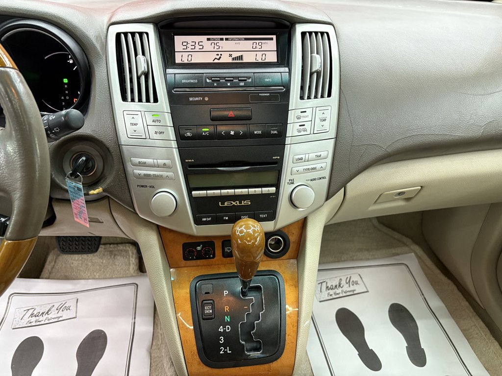 2009 Lexus RX Image 21