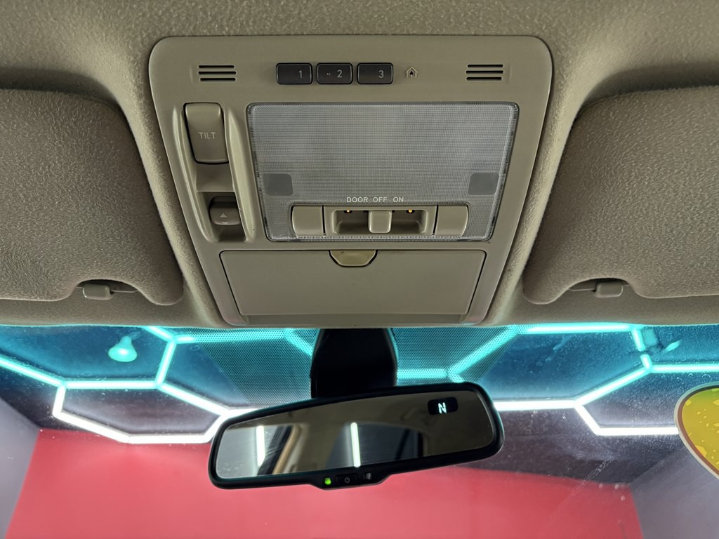 2009 Lexus RX Image 25