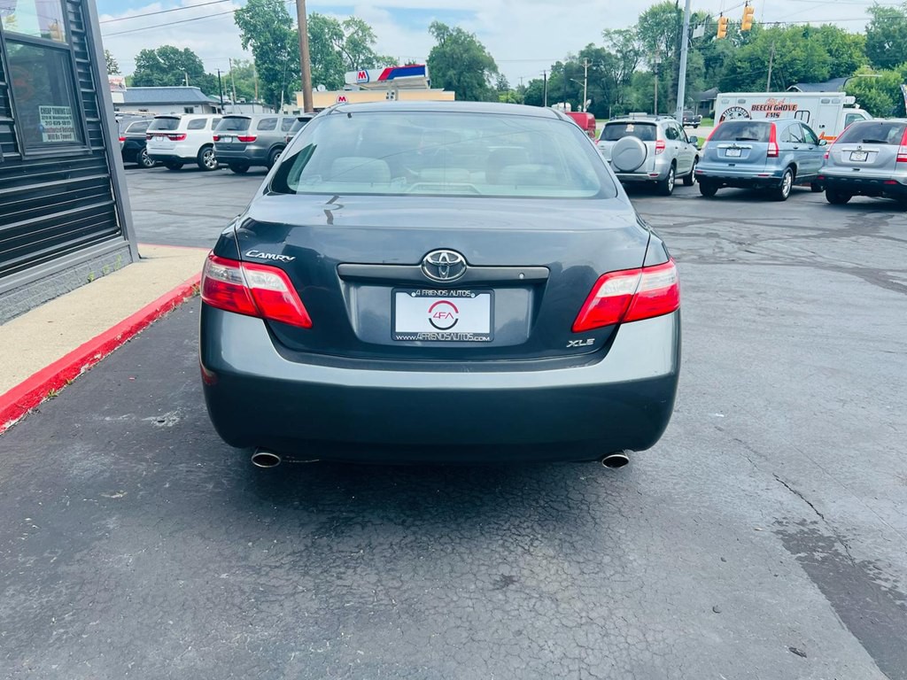 2009 Toyota Camry Image 2