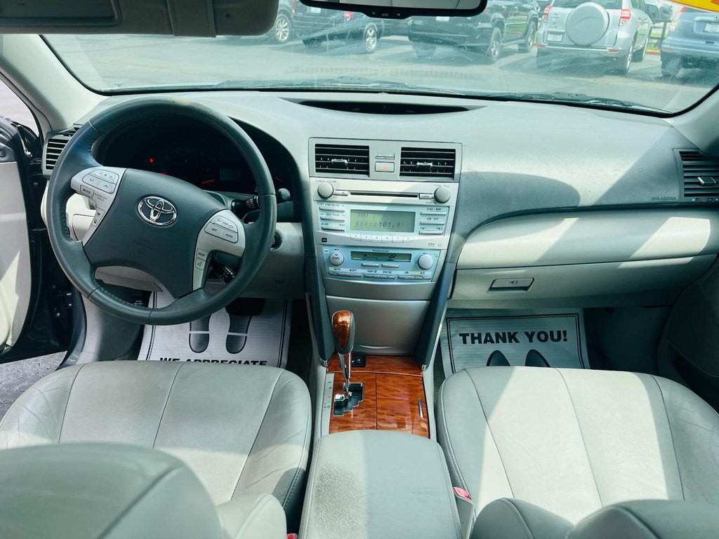 2009 Toyota Camry Image 12