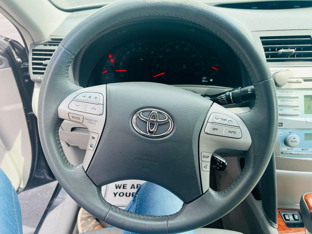 2009 Toyota Camry Image 14