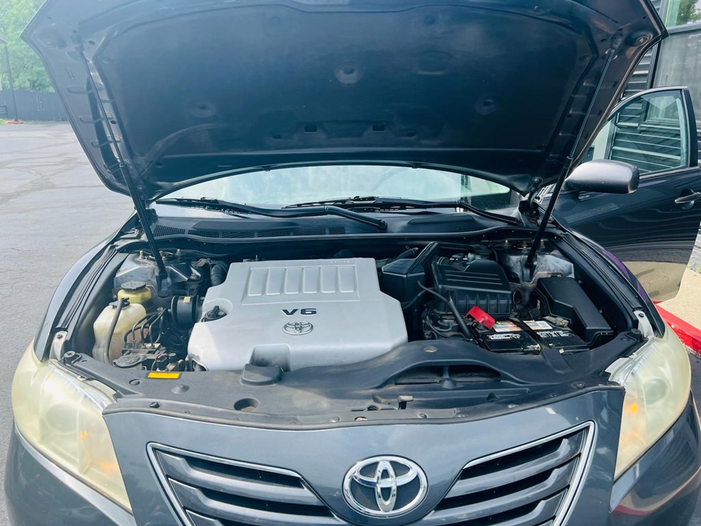 2009 Toyota Camry Image 18