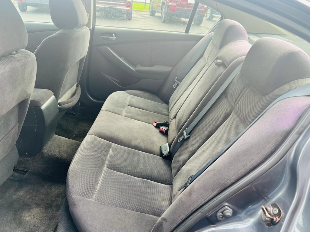 2009 Nissan Altima Image 10