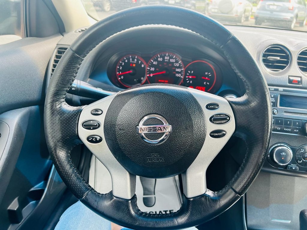 2009 Nissan Altima Image 12