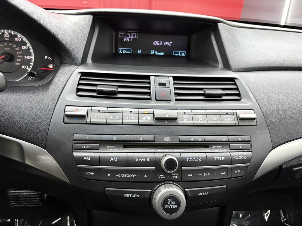 2010 Honda Accord Image 16