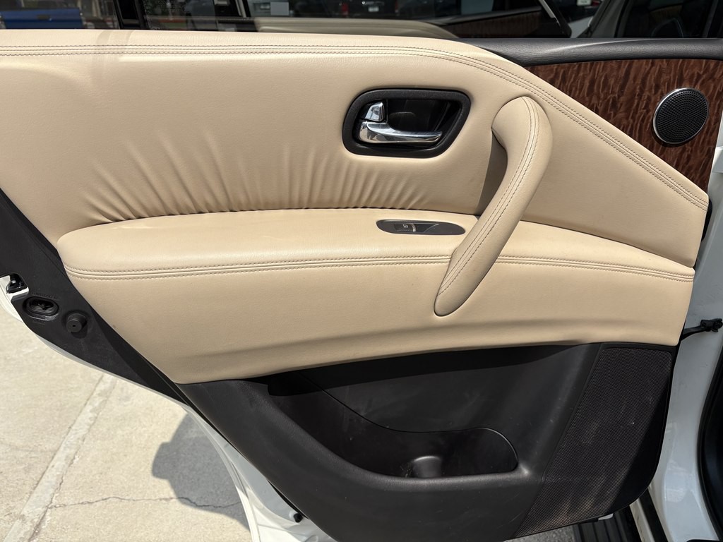 2018 Nissan Armada Image 9