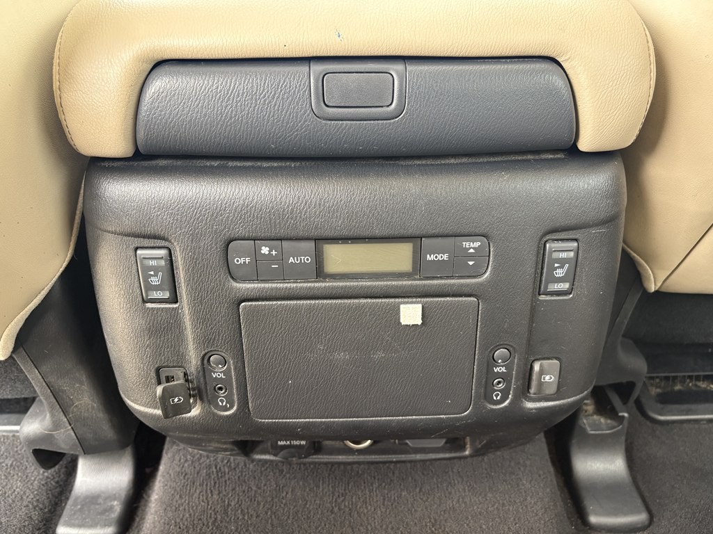 2018 Nissan Armada Image 14