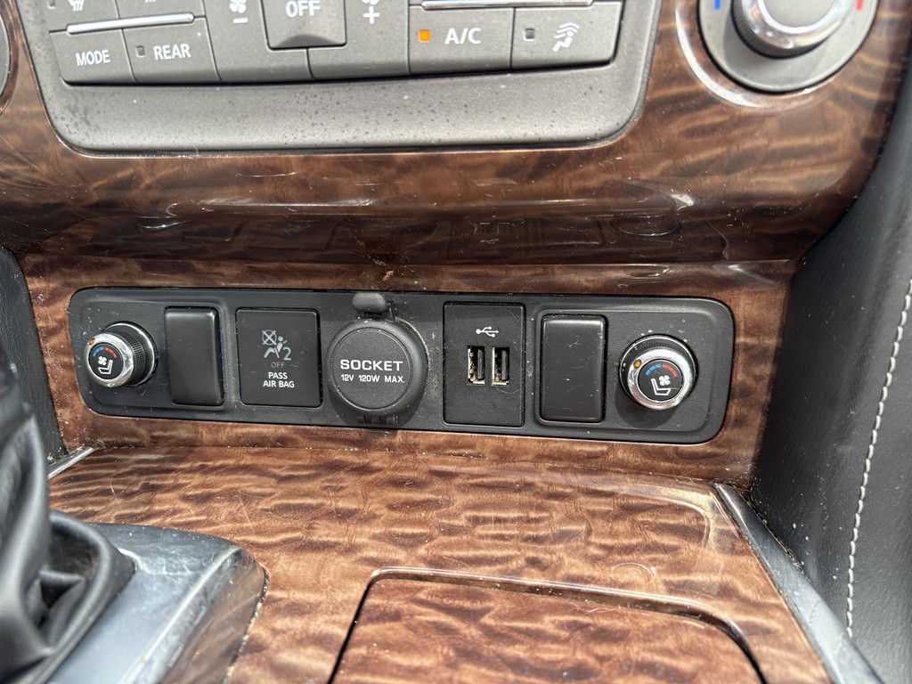 2018 Nissan Armada Image 21