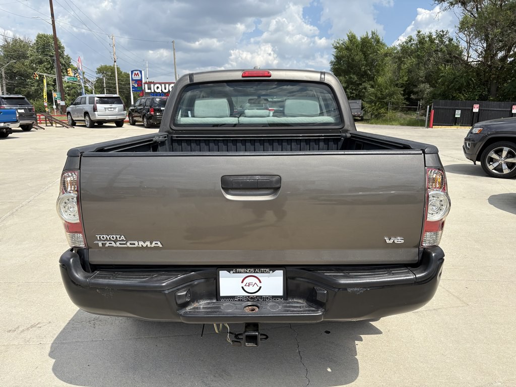 2010 Toyota Tacoma Image 5
