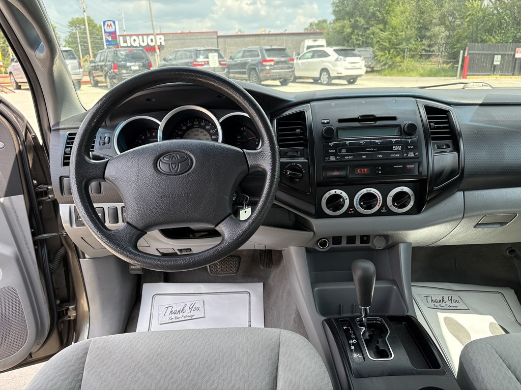 2010 Toyota Tacoma Image 12