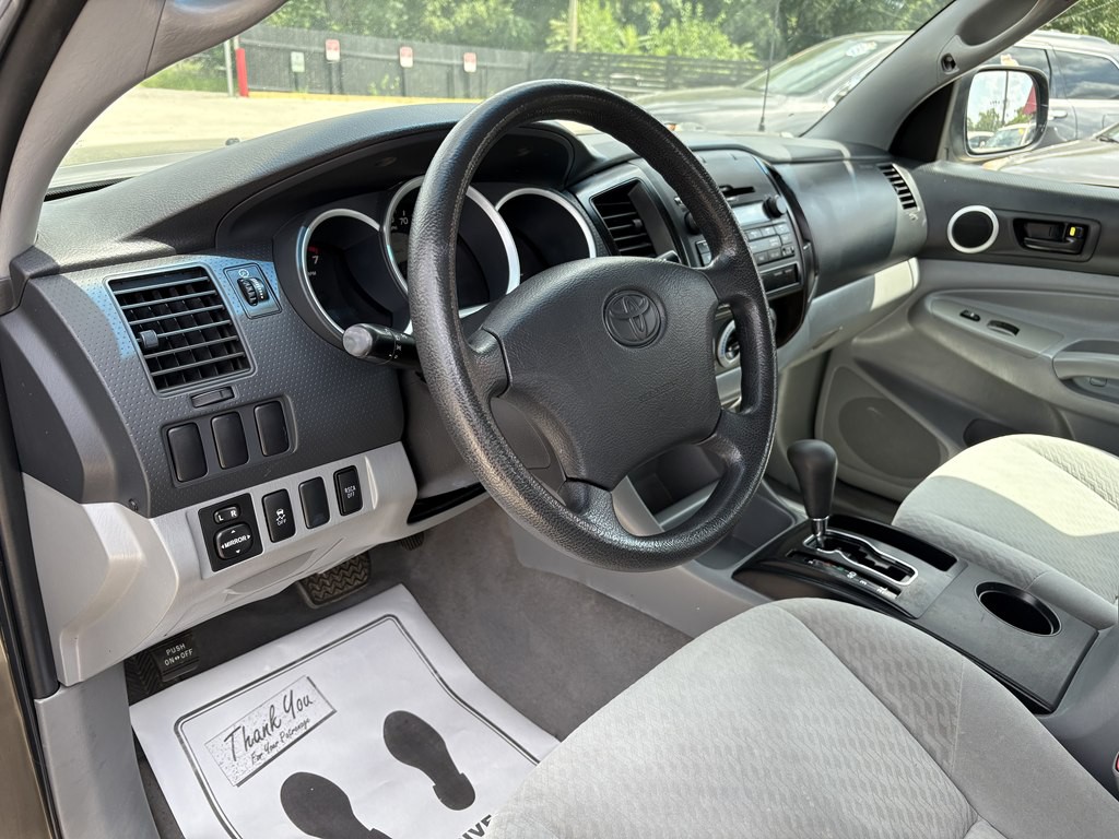 2010 Toyota Tacoma Image 14