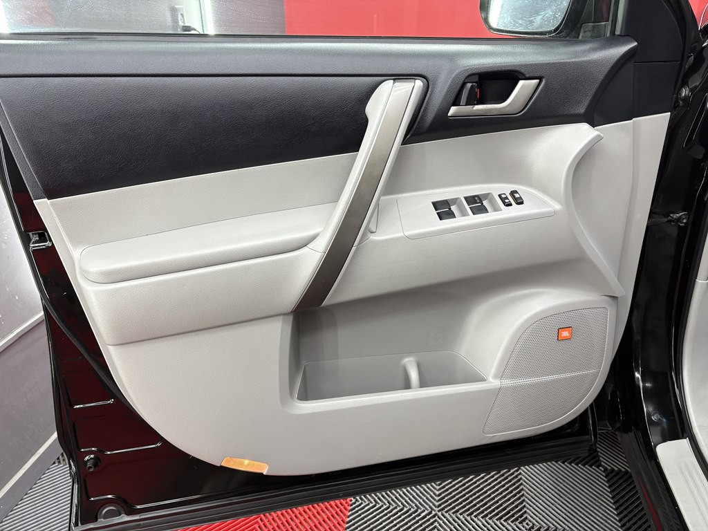 2009 Toyota Highlander Image 7