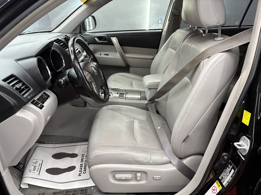 2009 Toyota Highlander Image 9