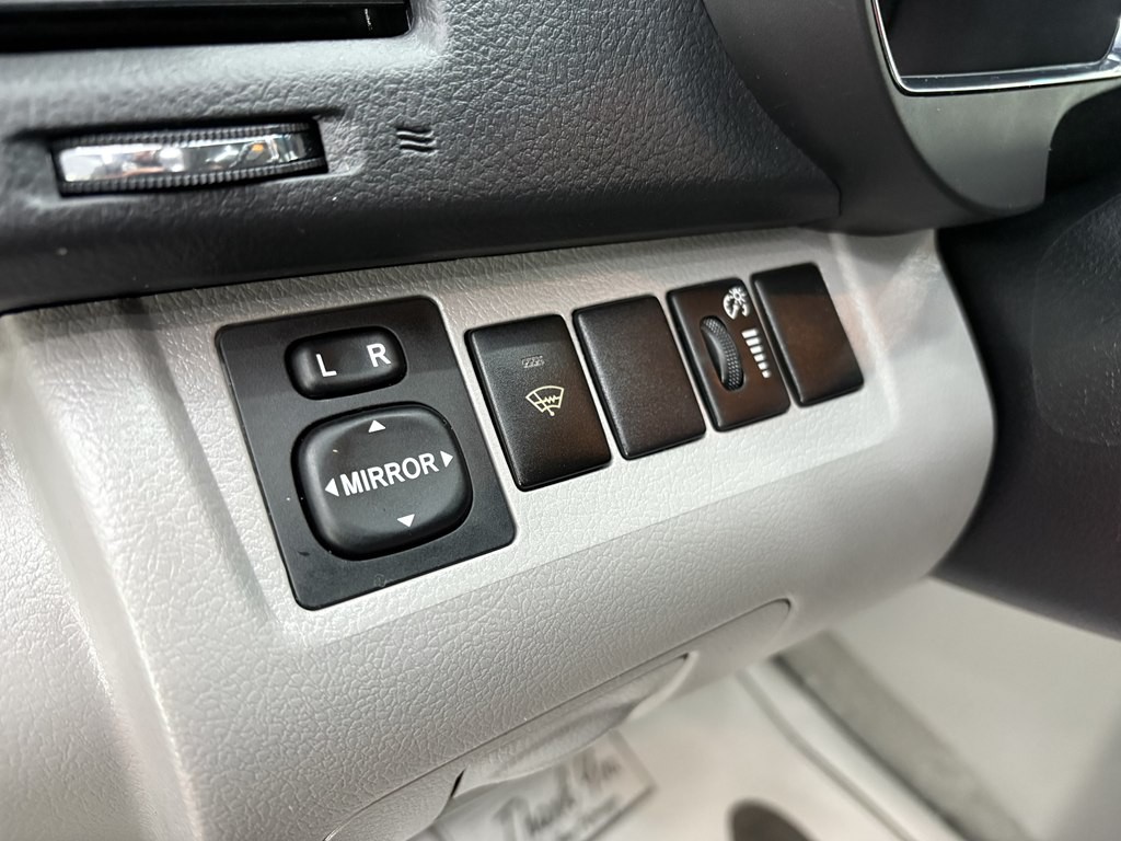 2009 Toyota Highlander Image 19