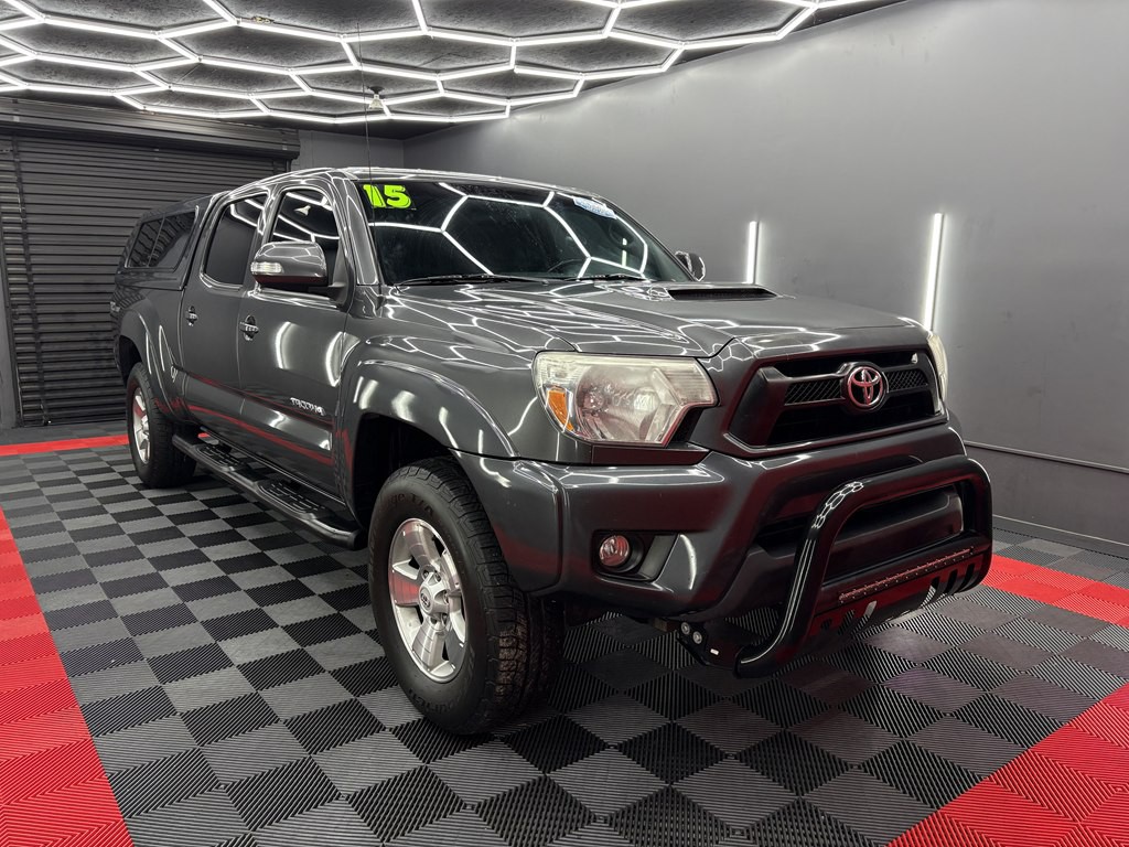 2015 Toyota Tacoma Image 3