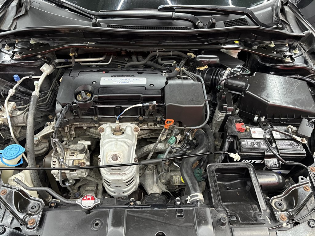 2014 Honda Accord Image 24