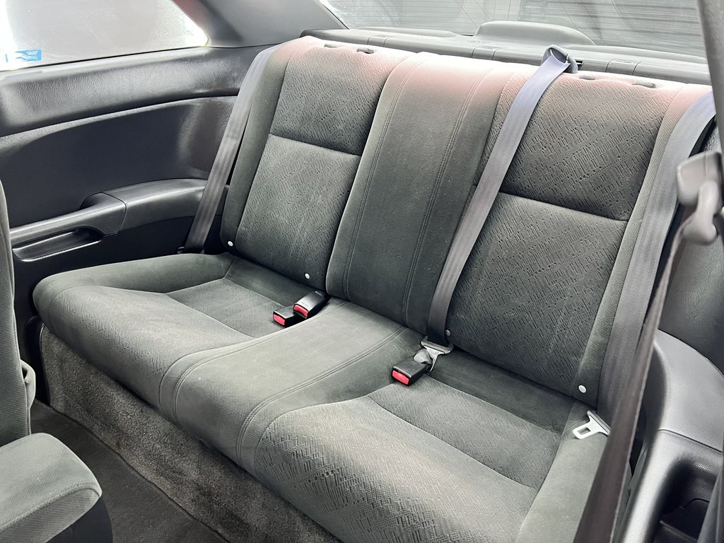 2004 Honda Civic Image 9