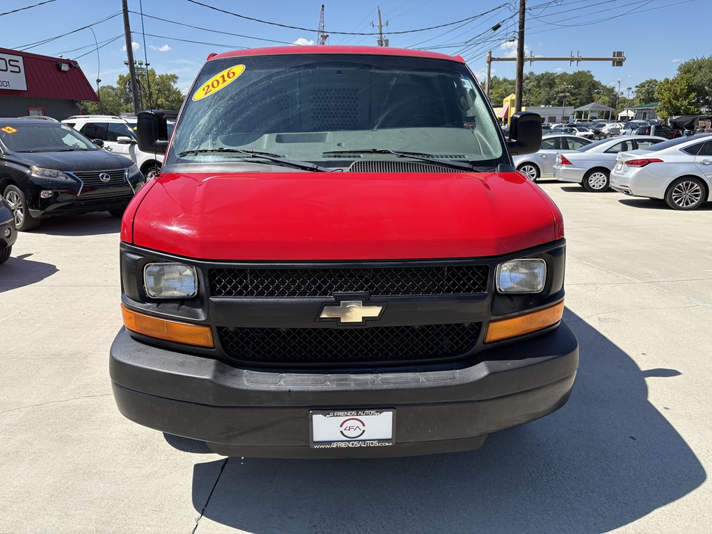 2016 Chevrolet Express Image 2