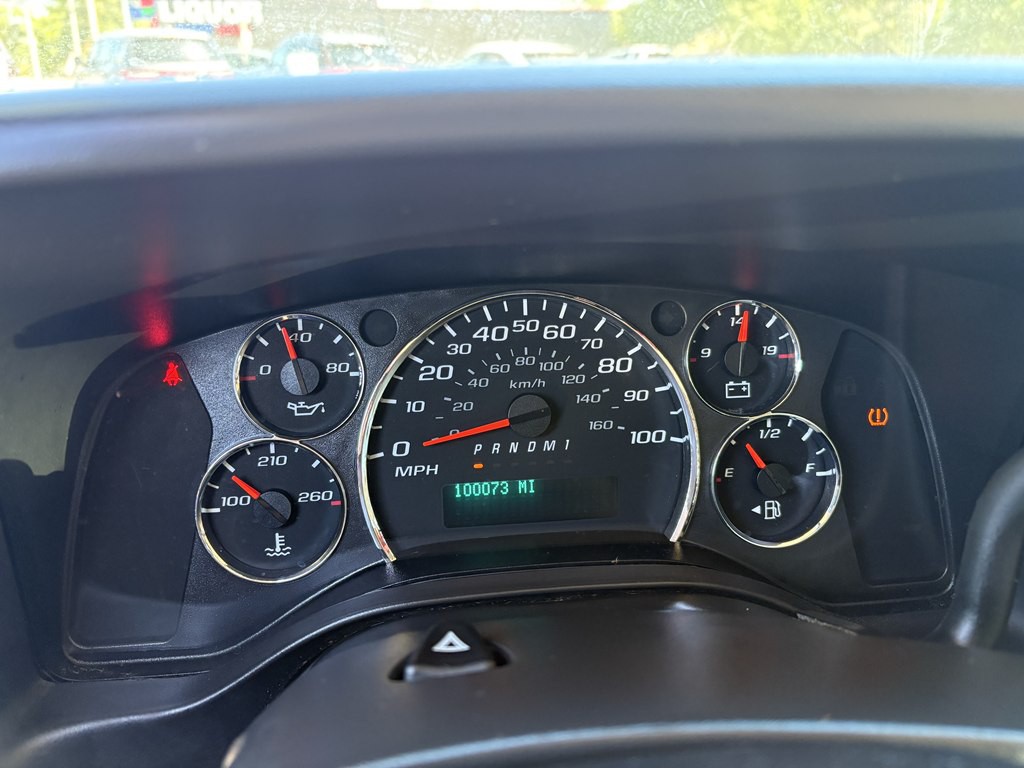 2016 Chevrolet Express Image 12
