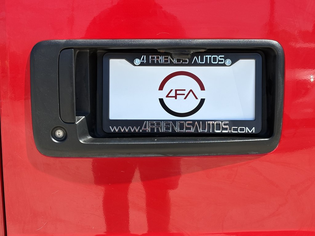2016 Chevrolet Express Image 17