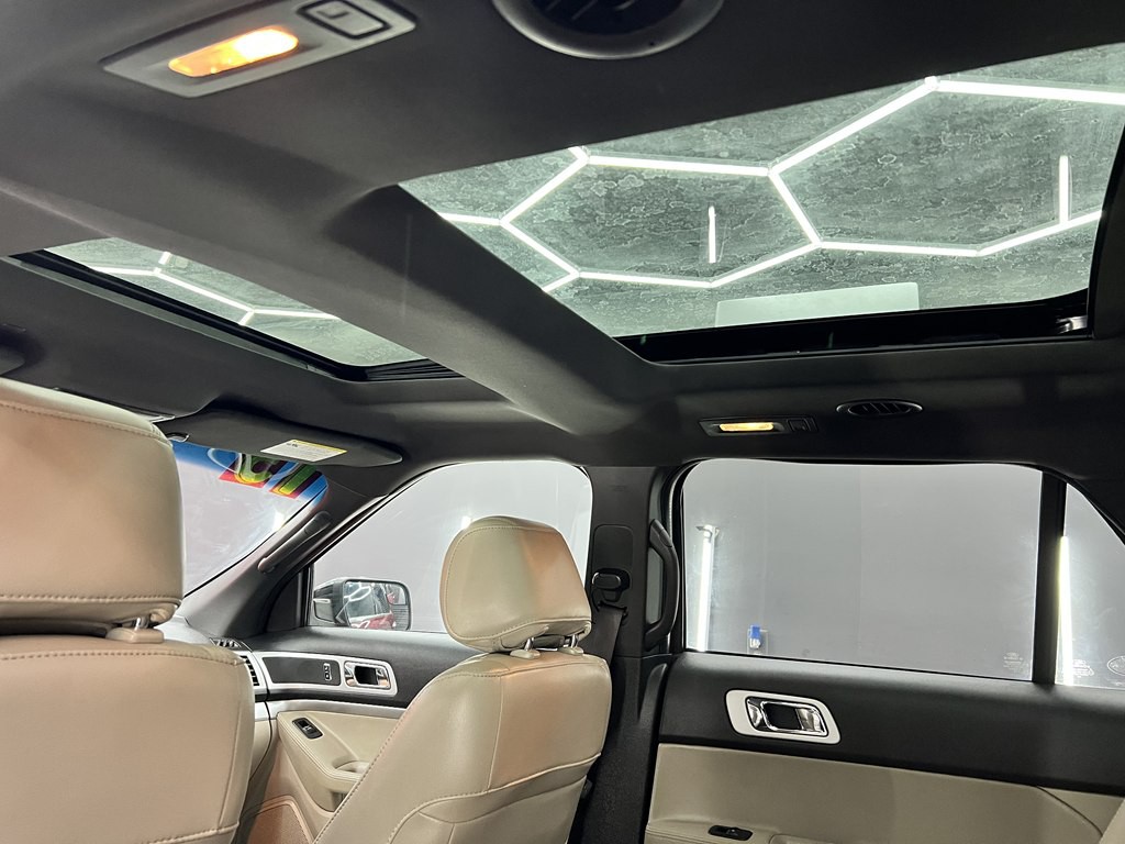 2015 Ford Explorer Image 13