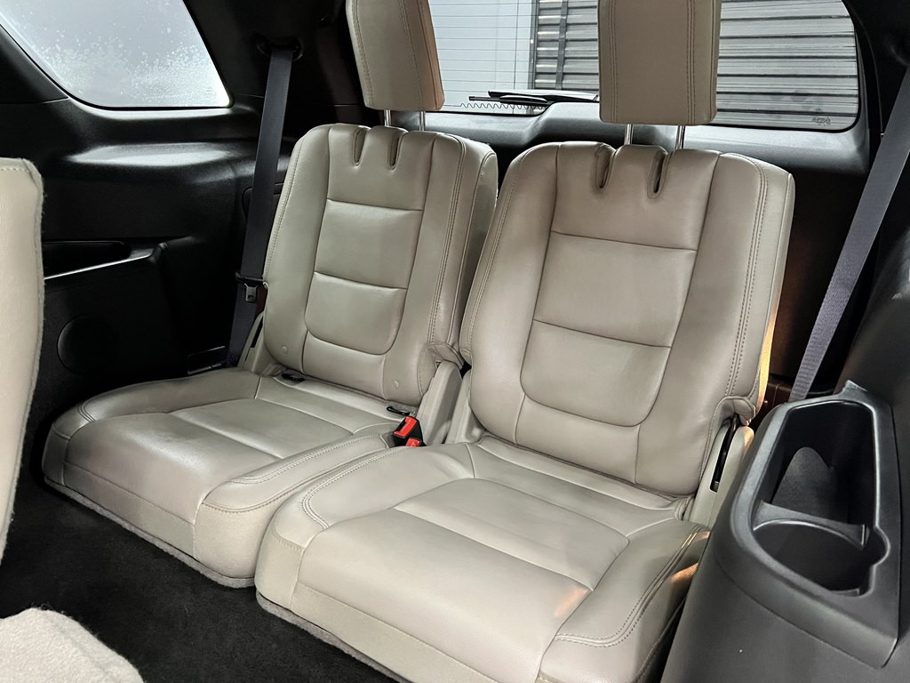 2015 Ford Explorer Image 14