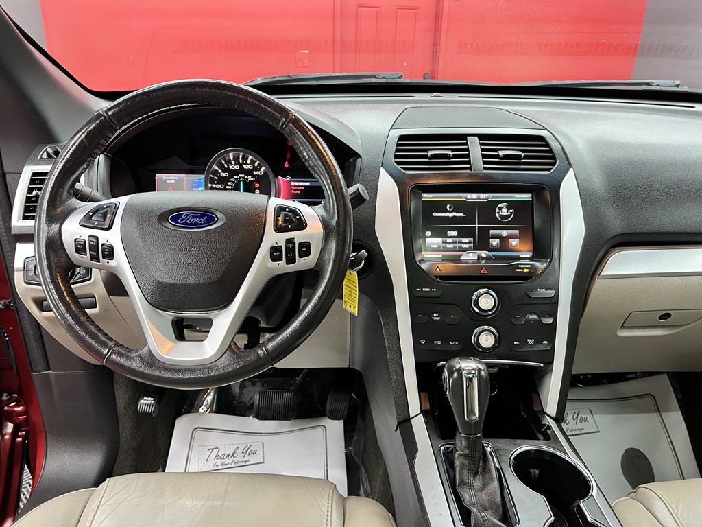 2015 Ford Explorer Image 17
