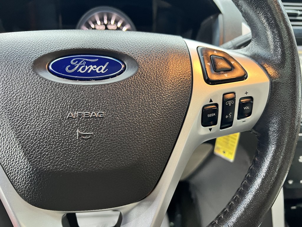 2015 Ford Explorer Image 23