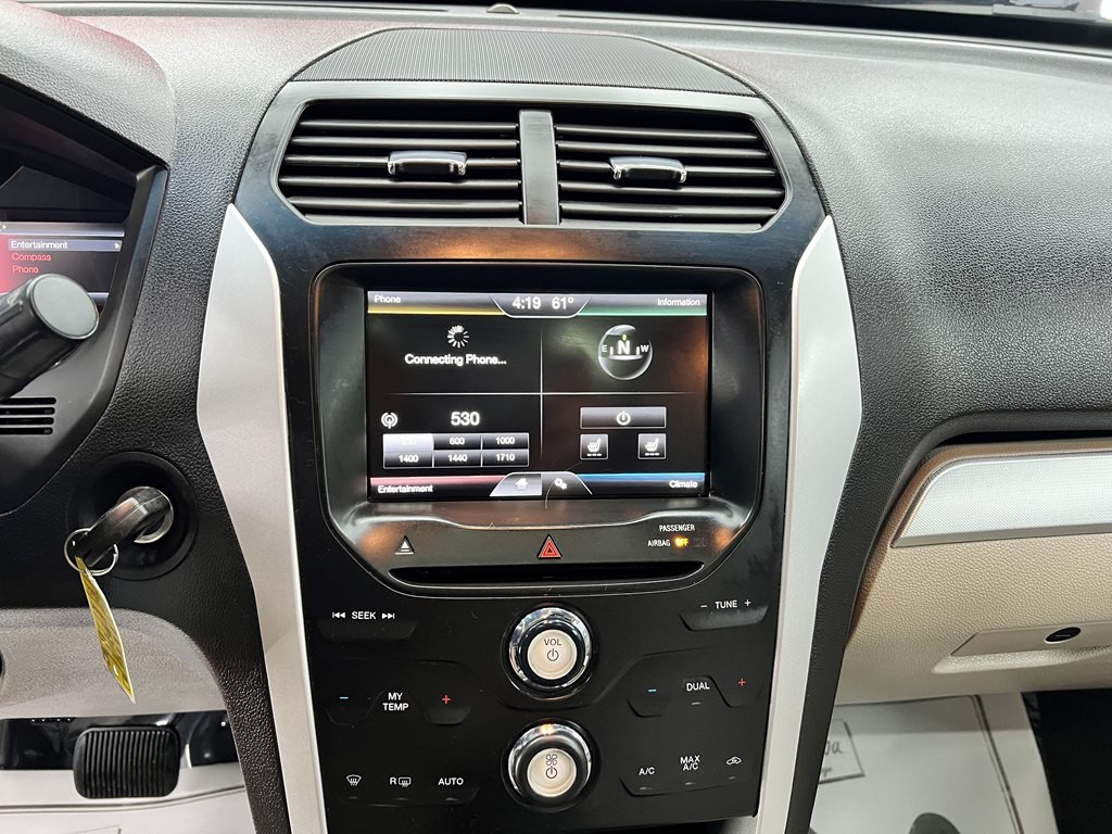2015 Ford Explorer Image 26