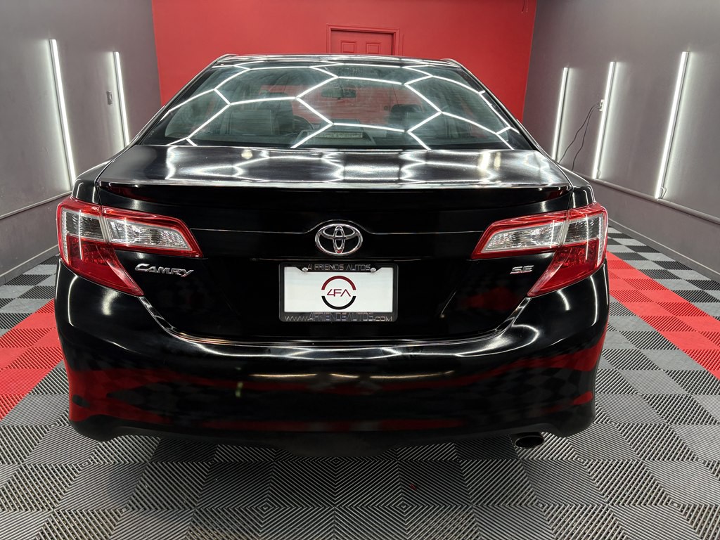 2014 Toyota Camry Image 5